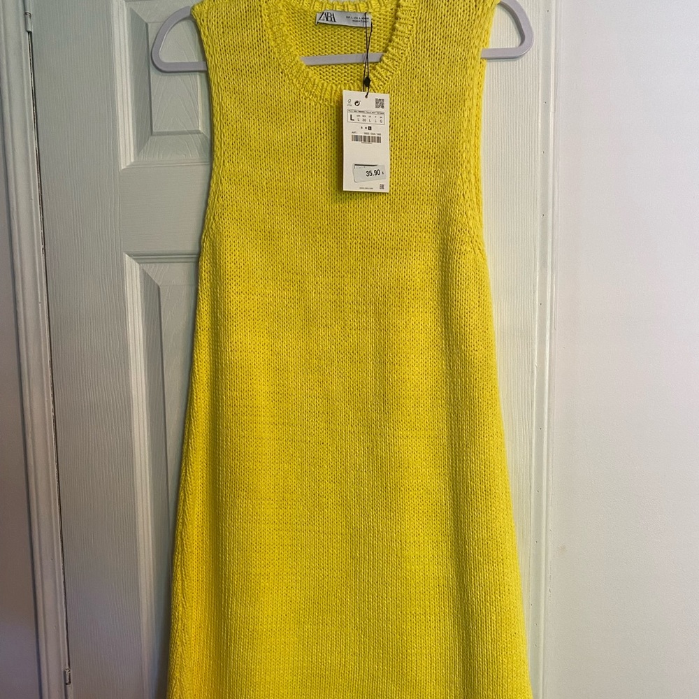 Zara yellow sweater dress sz Large NWT